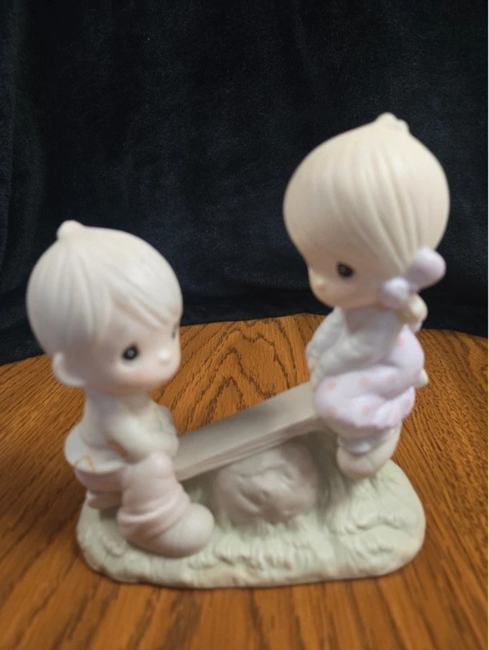 Jonathan & David Love Lifted Me Porcelain Figurine - Enesco Imports 1978